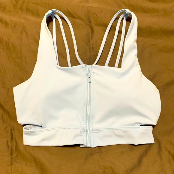 Buffbunny Collection Other - EUC Buff Bunny Blizzard Zip Up Sports Bra